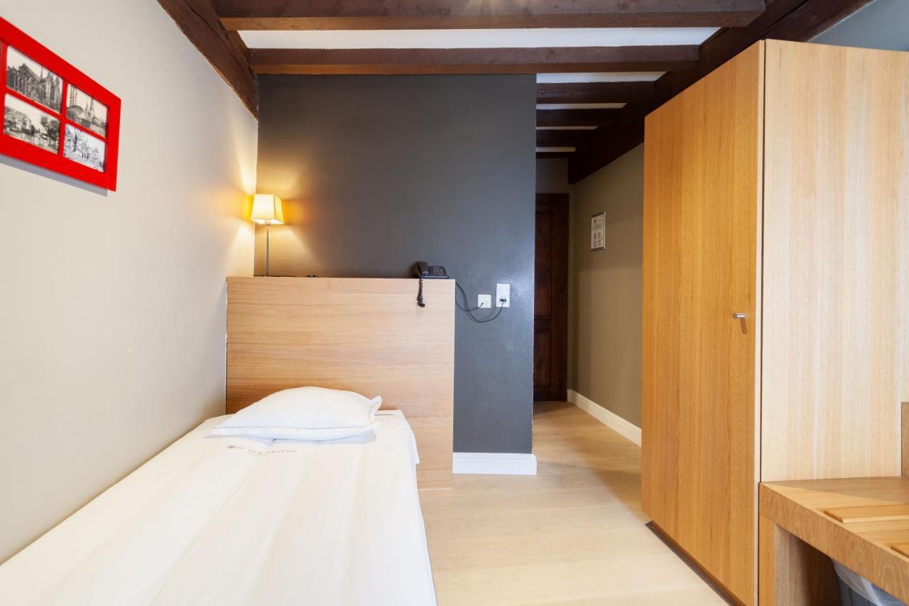 Hotel Hof Van Aragon Lier Exterior photo